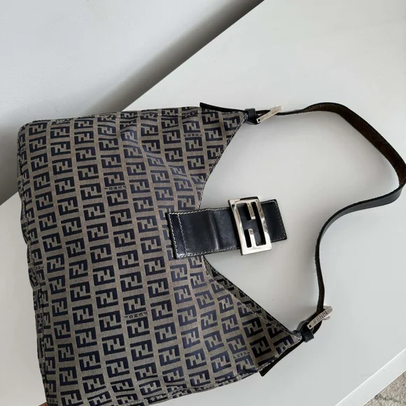 SOLD!! Fendi vintage Zucchino shoulder bag - Picture 8 of 16